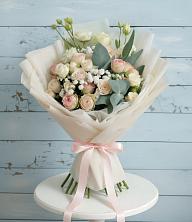 Букет цветов из:  Розы и Лизиантусы в Келермесской