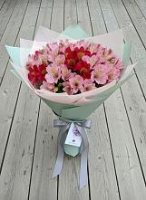 Букет цветов из:  Альстромерии #REPLACE_PRED# Келермесской