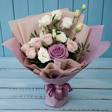 Букет цветов из:  Розы и Лизиантусы в Келермесской