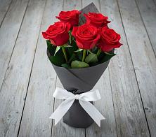 Букет 5 Красных роз Эдлесс Лав #REPLACE_PRED# Келермесской