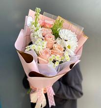 Букет цветов из:  Хризантемы и Розы в Келермесской