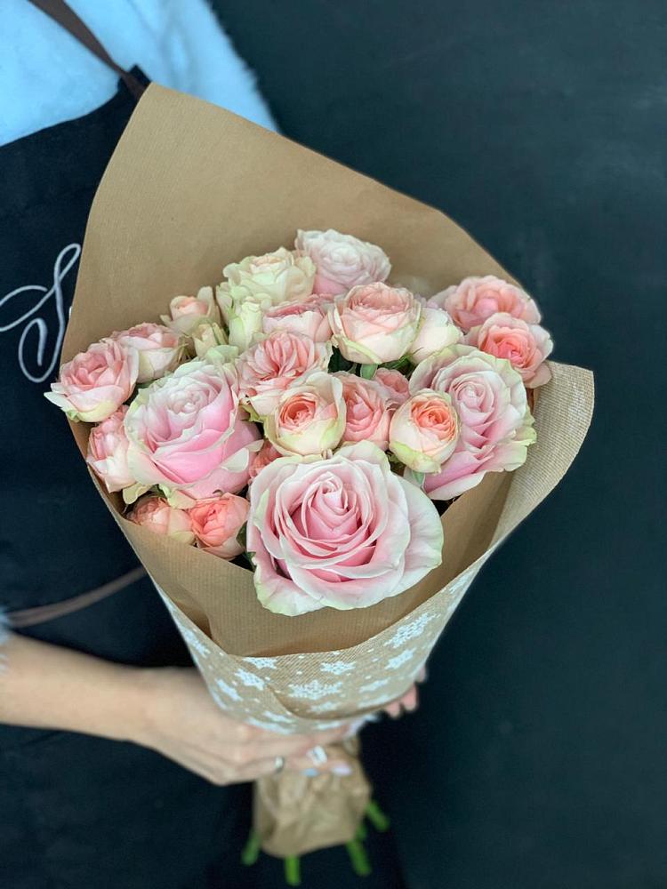 Букет цветов из: Хризантемы и Розы в Келермесской