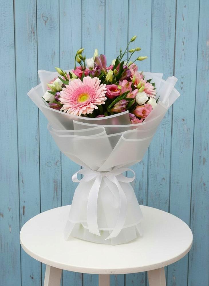 Букет цветов из: Герберы, Альстромерии и Лизиантусы в Келермесской