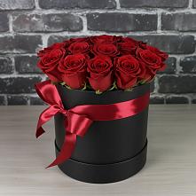 Цветочная композиция из Розы в шляпной коробке #REPLACE_PRED# Келермесской