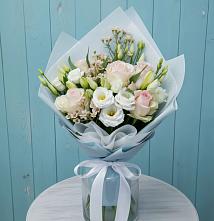 Букет цветов из:  Розы и Лизиантусы #REPLACE_PRED# Келермесской
