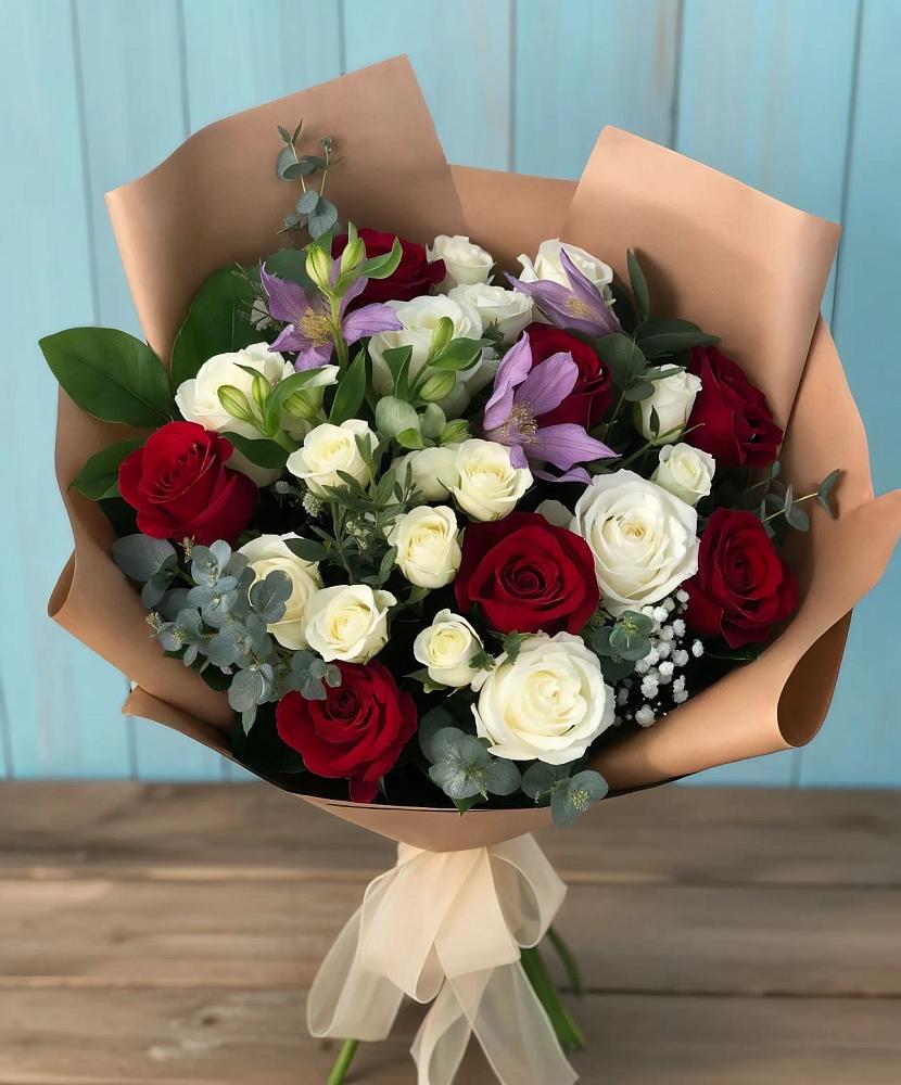 Букет цветов из: Розы и Альстромерии в Келермесской