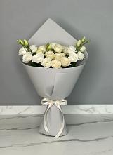 Букет цветов из:  Розы и Лизиантусы в Келермесской